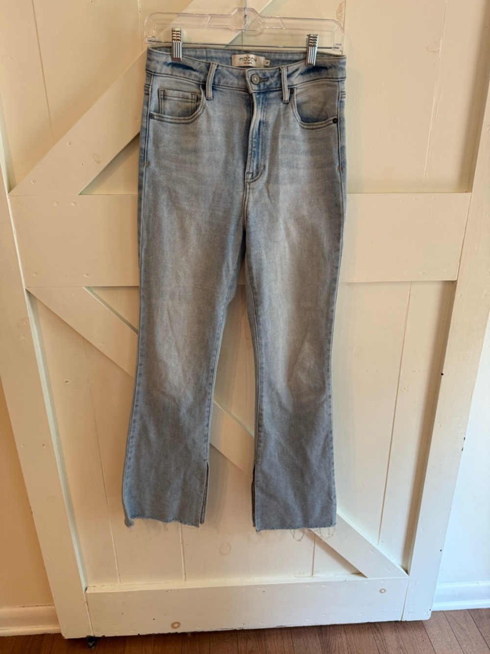 Hidden Los Angeles Size‎ 27 High Rise Light Wash Flare Jeans Raw Hem Side Slit